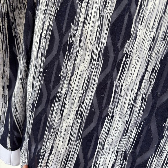 🎉4/30$🎉 Frank Lyman Abstract Sleeveless Blouse - Size 16 - Picture 4 of 6